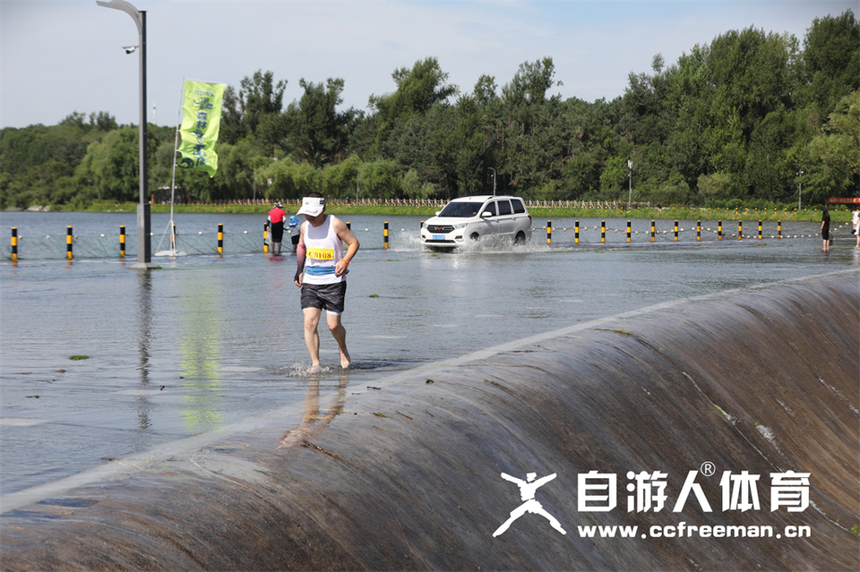 1P0A1555_调整大小