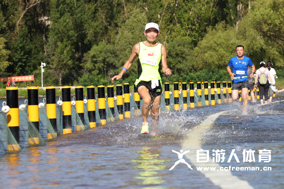 751A0275_调整大小