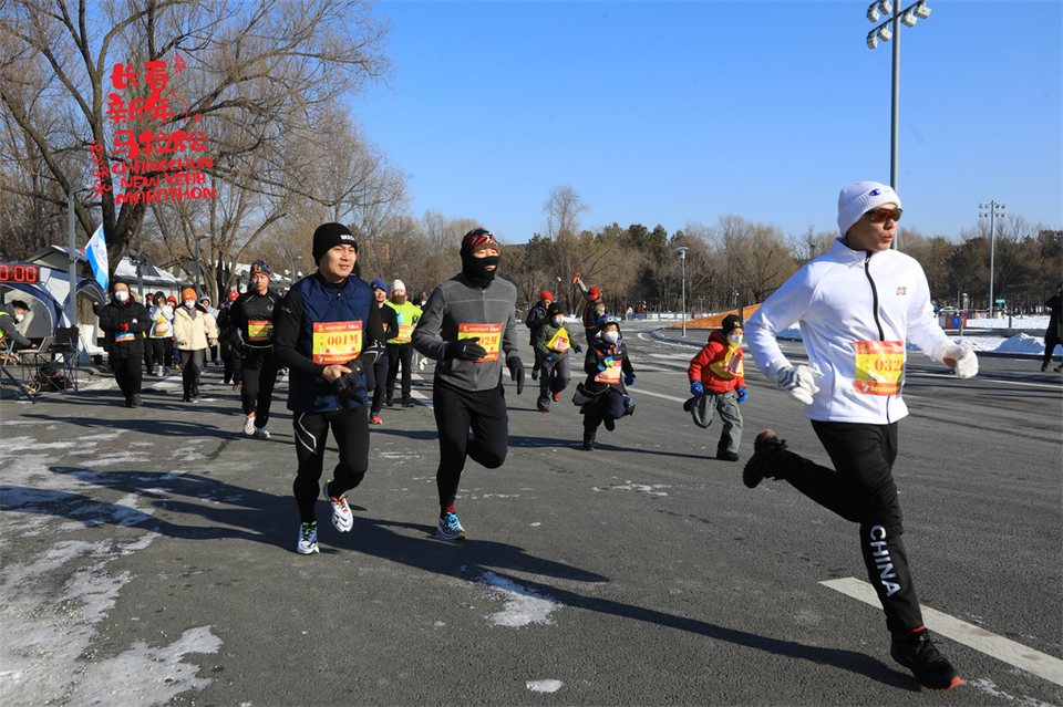 1P0A0225_调整大小