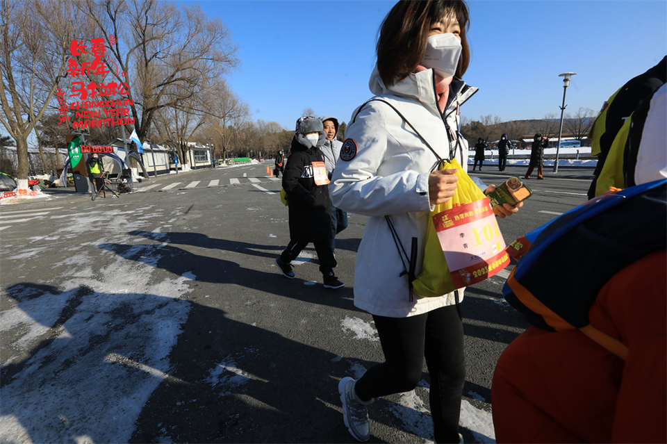 1P0A0258_调整大小