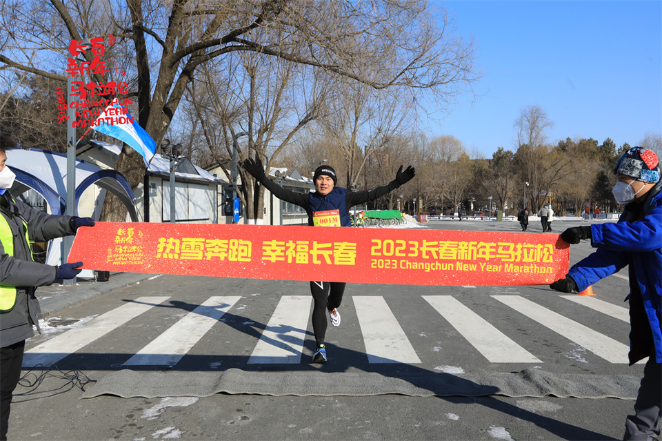 1P0A0282_调整大小