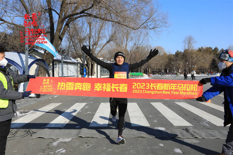 1P0A0284_调整大小