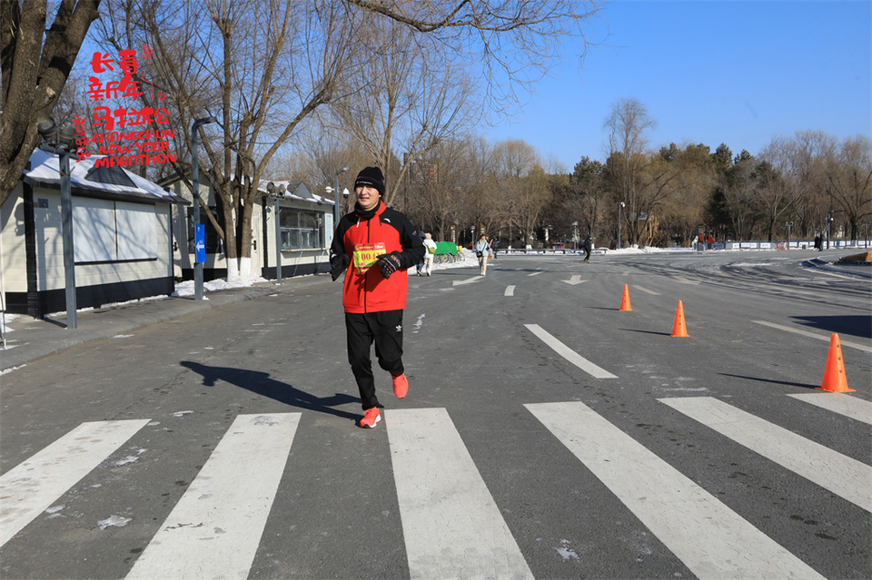 1P0A0360_调整大小