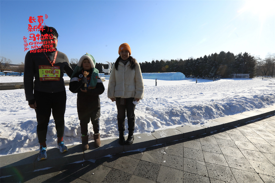 1P0A0372_调整大小