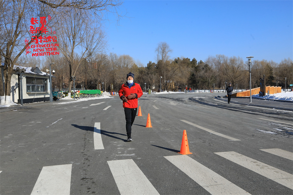 1P0A0437_调整大小