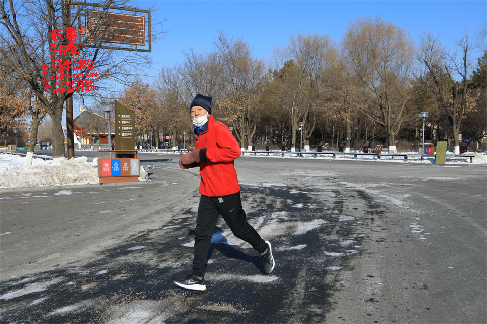 1P0A0450_调整大小