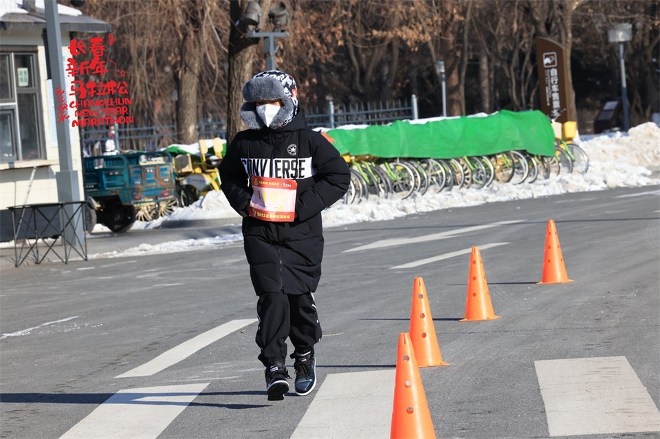 751A1446_调整大小