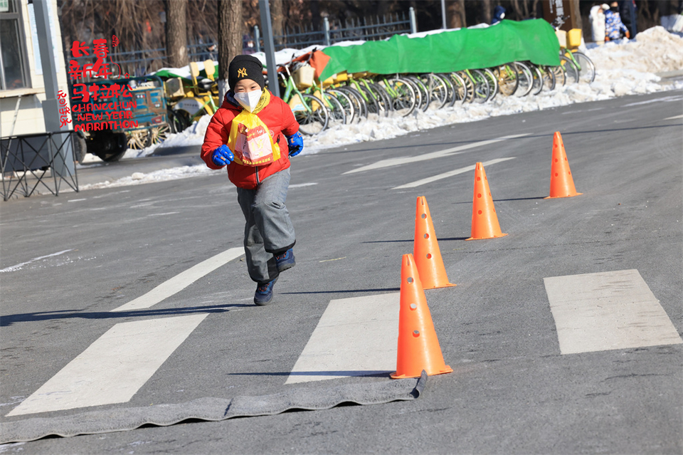 751A1451_调整大小