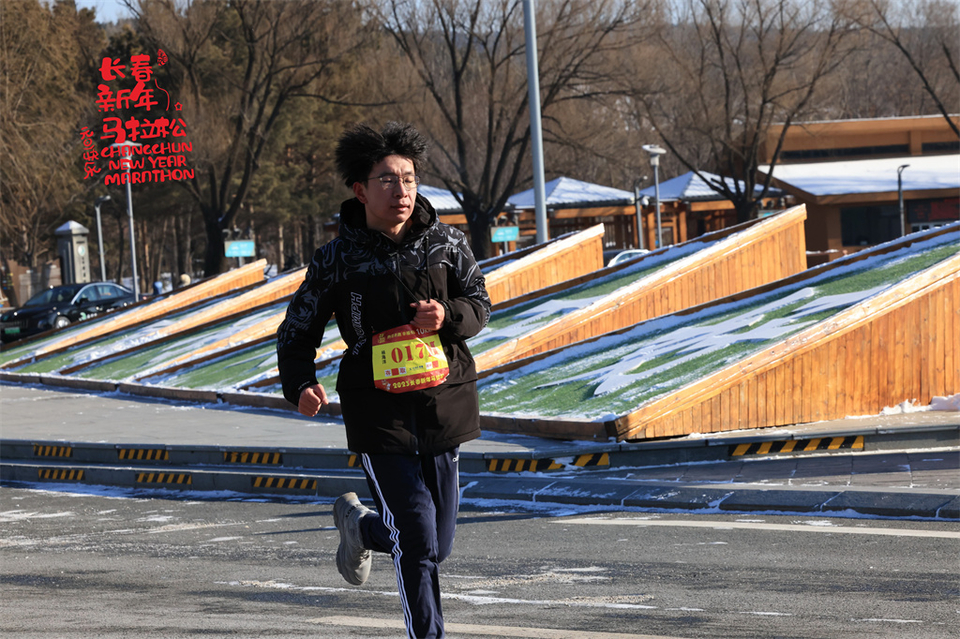 751A1526_调整大小