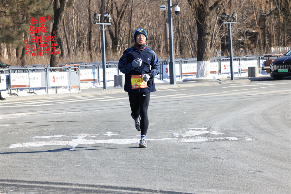 751A1549_调整大小