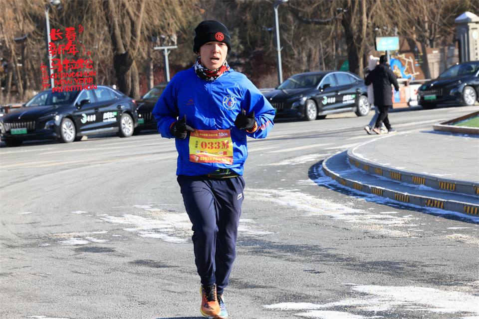 751A1557_调整大小