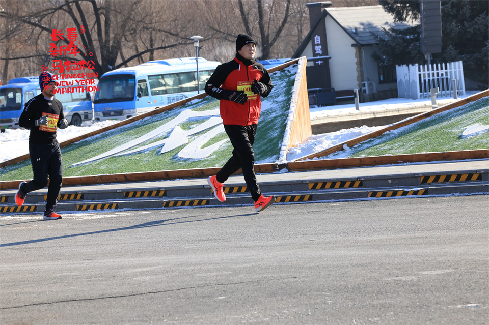 751A1561_调整大小