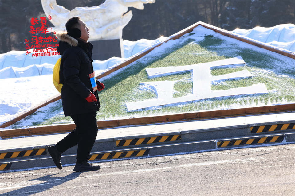 751A1572_调整大小