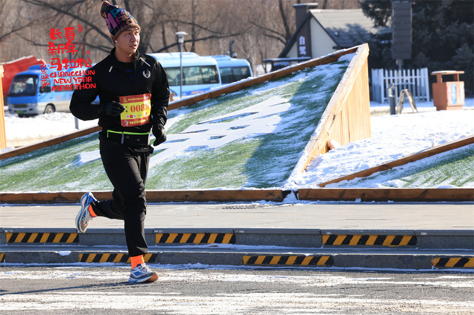 751A1574_调整大小