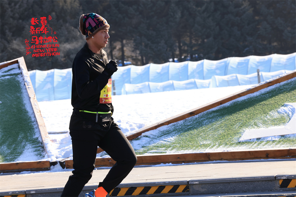 751A1576_调整大小