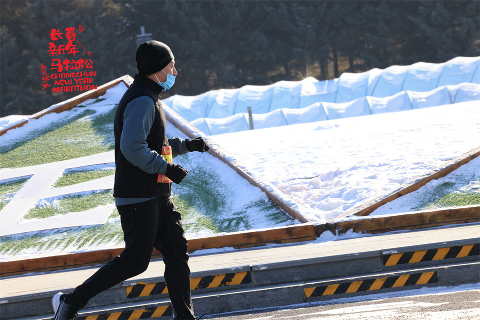 751A1579_调整大小