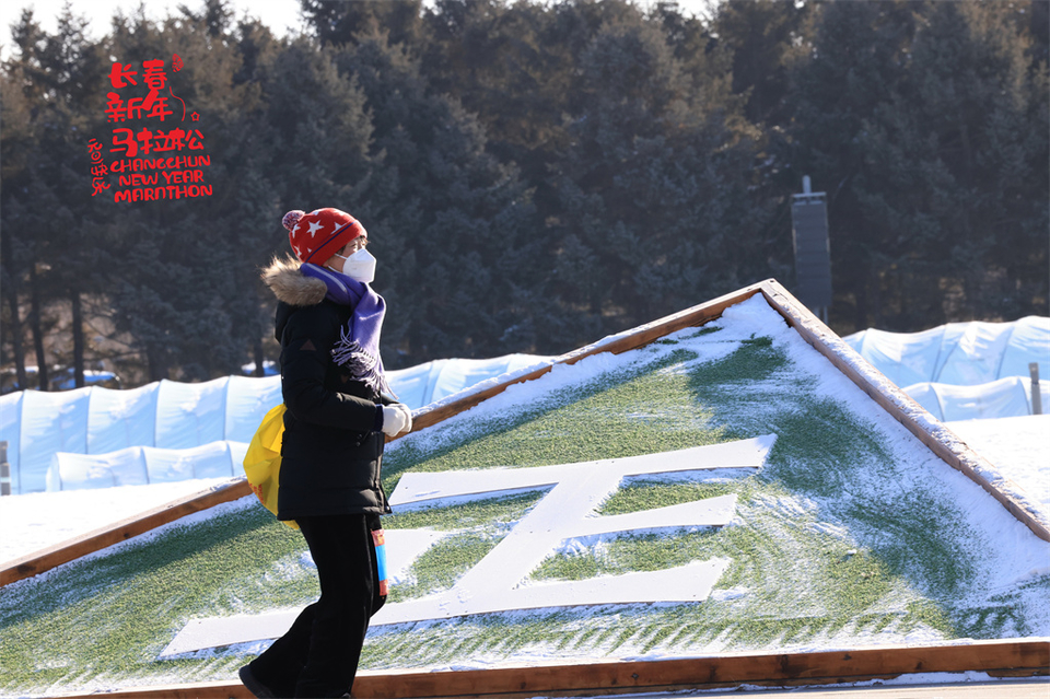 751A1586_调整大小