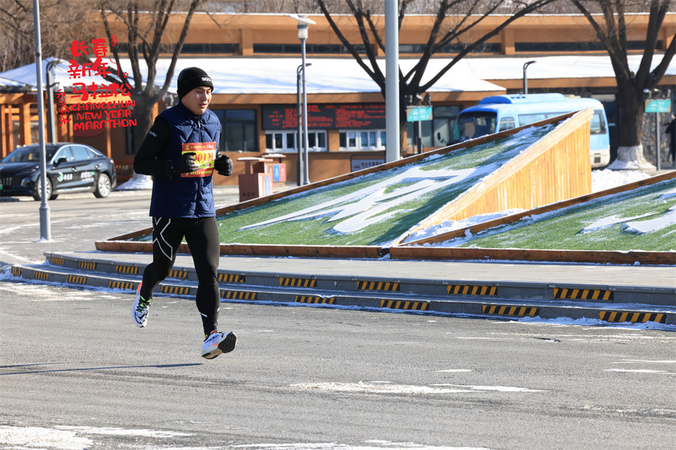 751A1591_调整大小