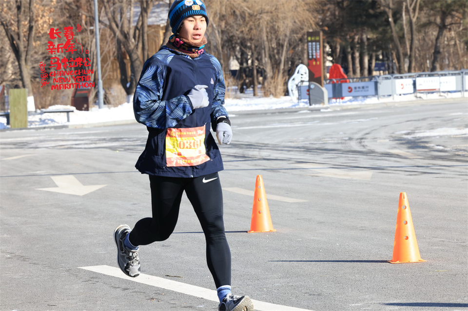 751A1622_调整大小