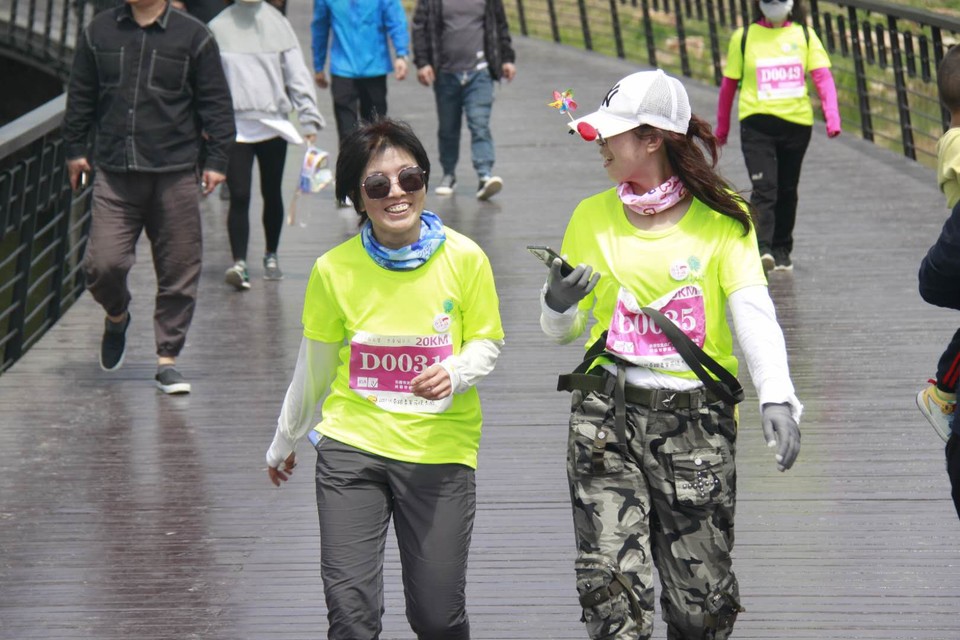 8a-Yw4Fj2kTxLGN_vJqVRxjZS5CskswoYb1Jl4tAQV6UZC_zMc73qGVLCJGmc39n