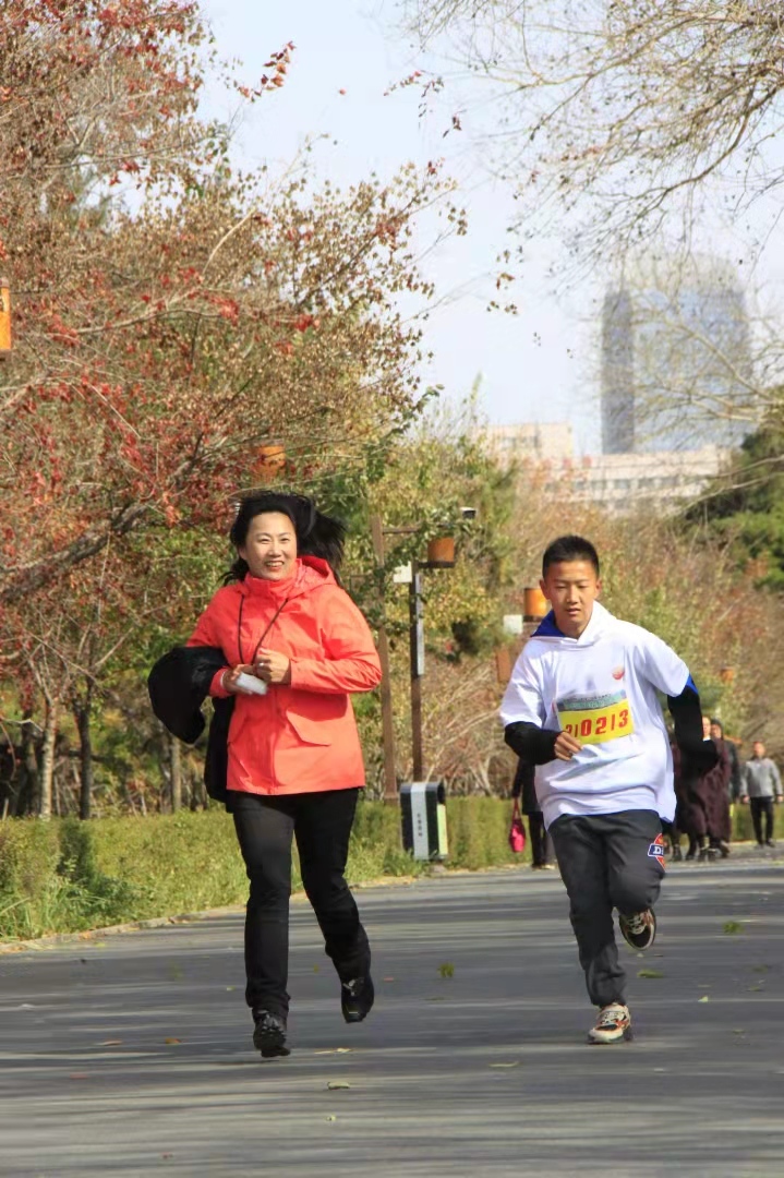 upMMIM_SO75bBHh0G_gLDt1IPTapvgNyOo1LMOEMhtsoLlSUV-PCRqFSZZzbauN3