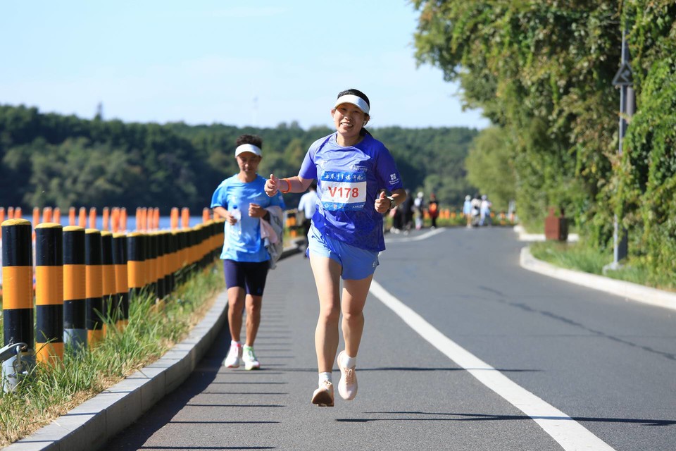 uxq3ZXVoxZ-EtpLzv_M8qwLi9NdipIGugbs-fnd4iqyDgQ6gc11GRtn8qWY_kRSL