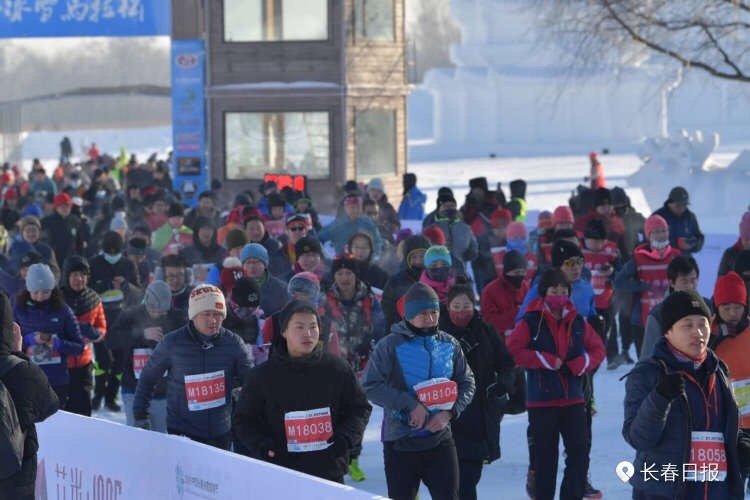 8B6FCB1E-9AA4-40EB-B596-7E18465FEE12