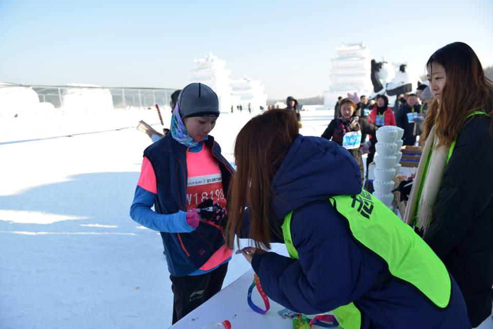 4D1B4B69-F523-47C0-B05D-A5DACEA98FD7