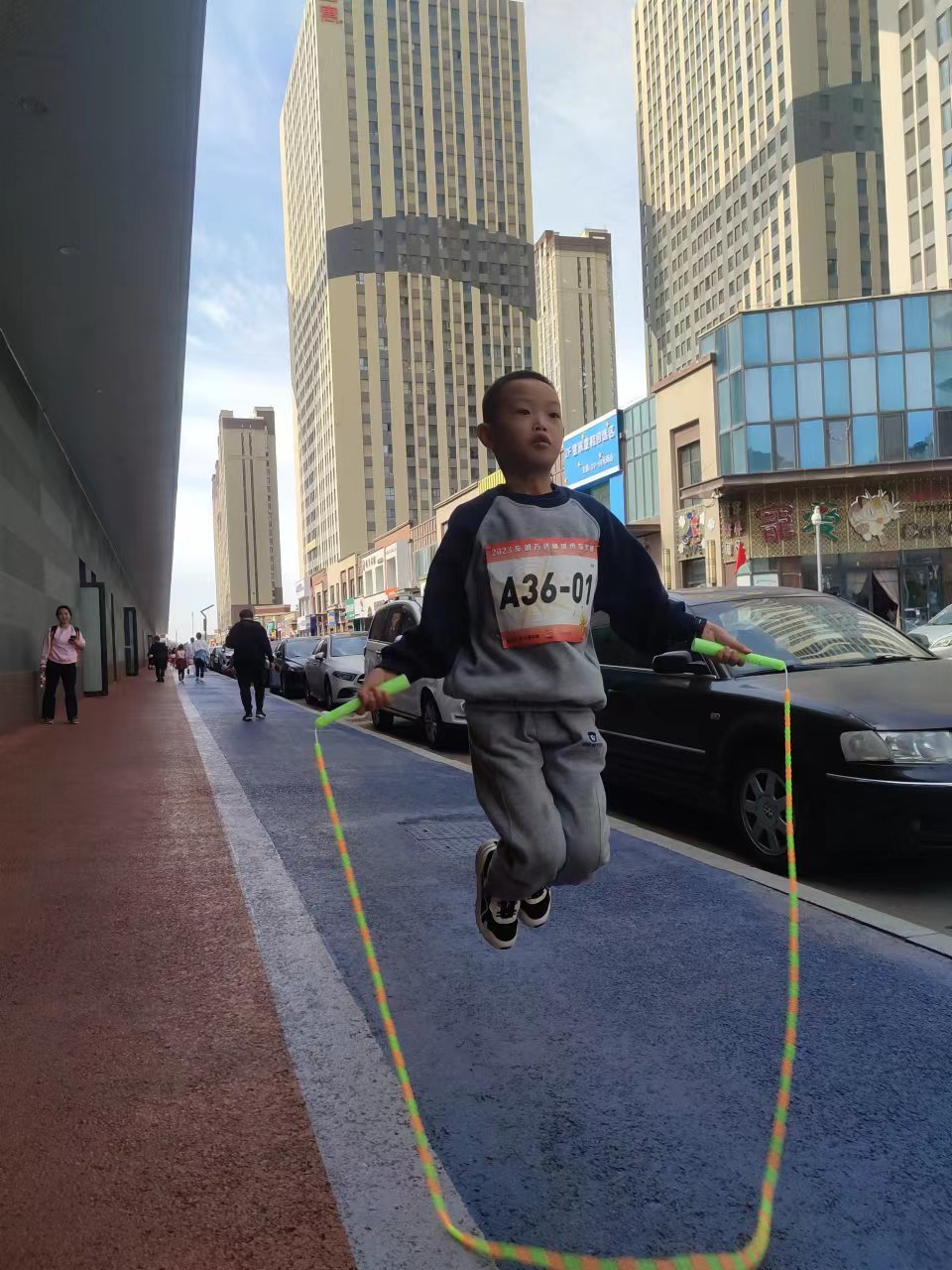 171TQzxEDnu2rO2VGK1_KpXdLEyY43qKXUZzlBui0vYP5up4r5G2J6F-FgHmKjo8