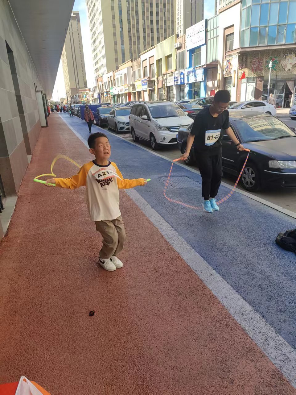 171TQzxEDnu2rO2VGK1_KmtmEb29c4pawc2157jUOnPPIf905xAOP3qJb5cyxlIm