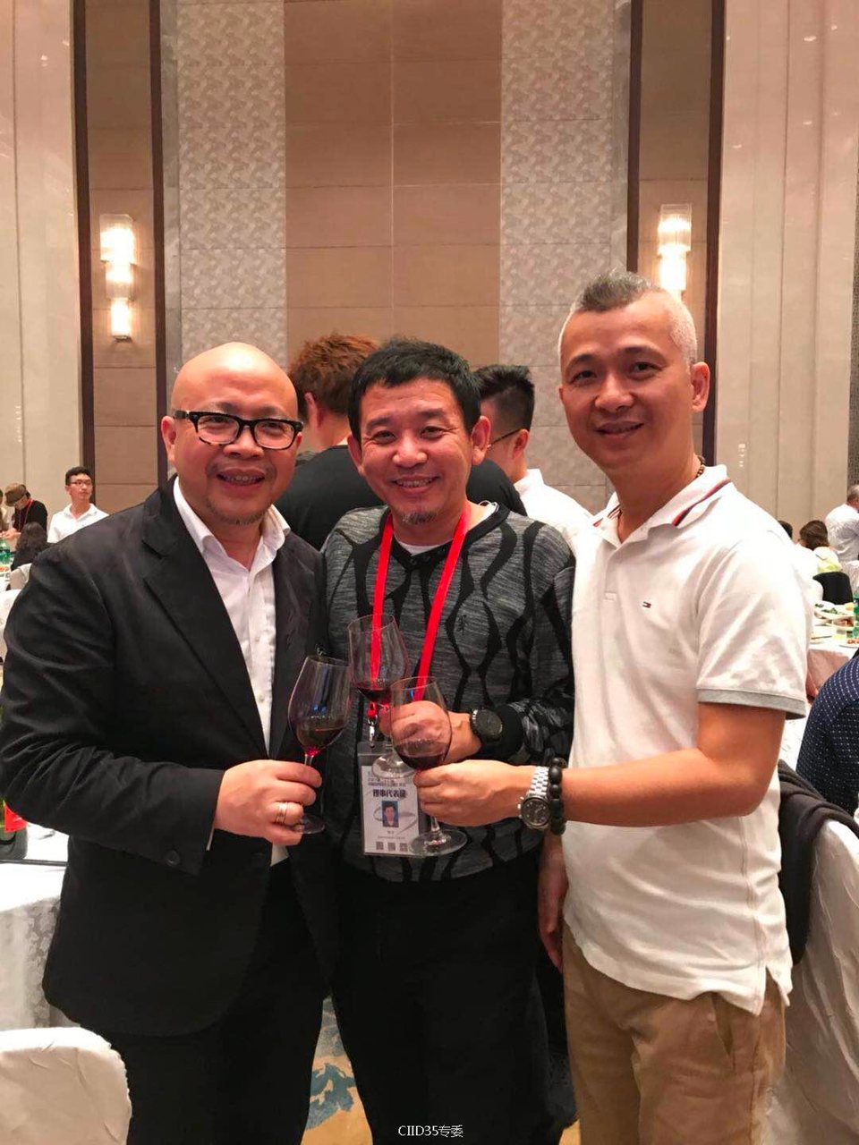 B1364D72-807F-432D-B22E-381582E96892