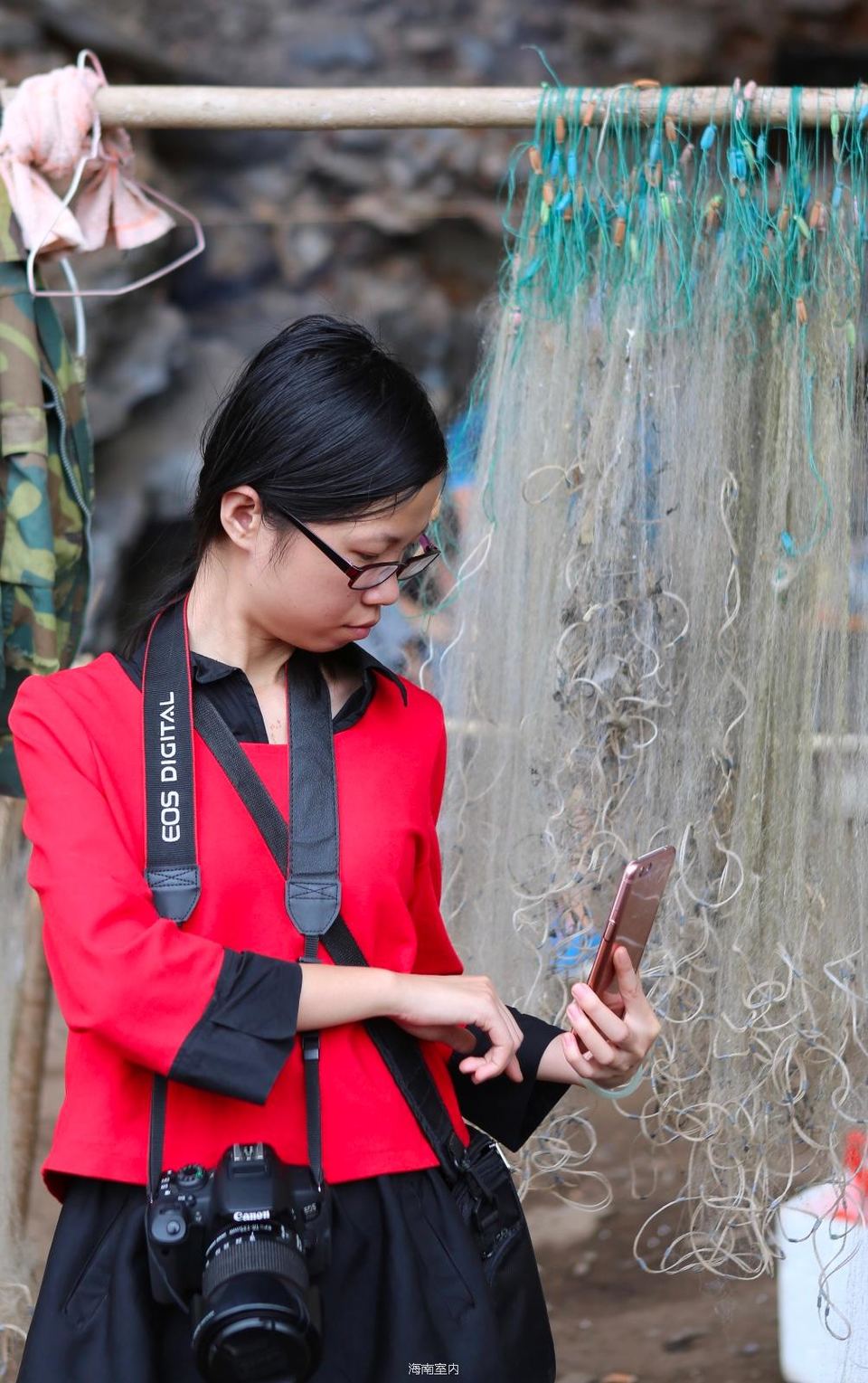 D64429CF-0355-4FA3-8449-A7F34F3C3F4C