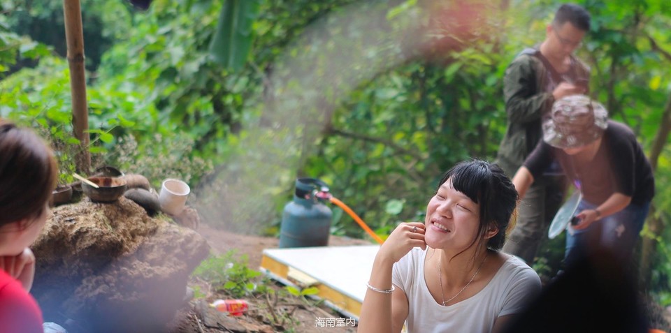 760B537C-743C-4D6A-A7FE-E40C82F57698