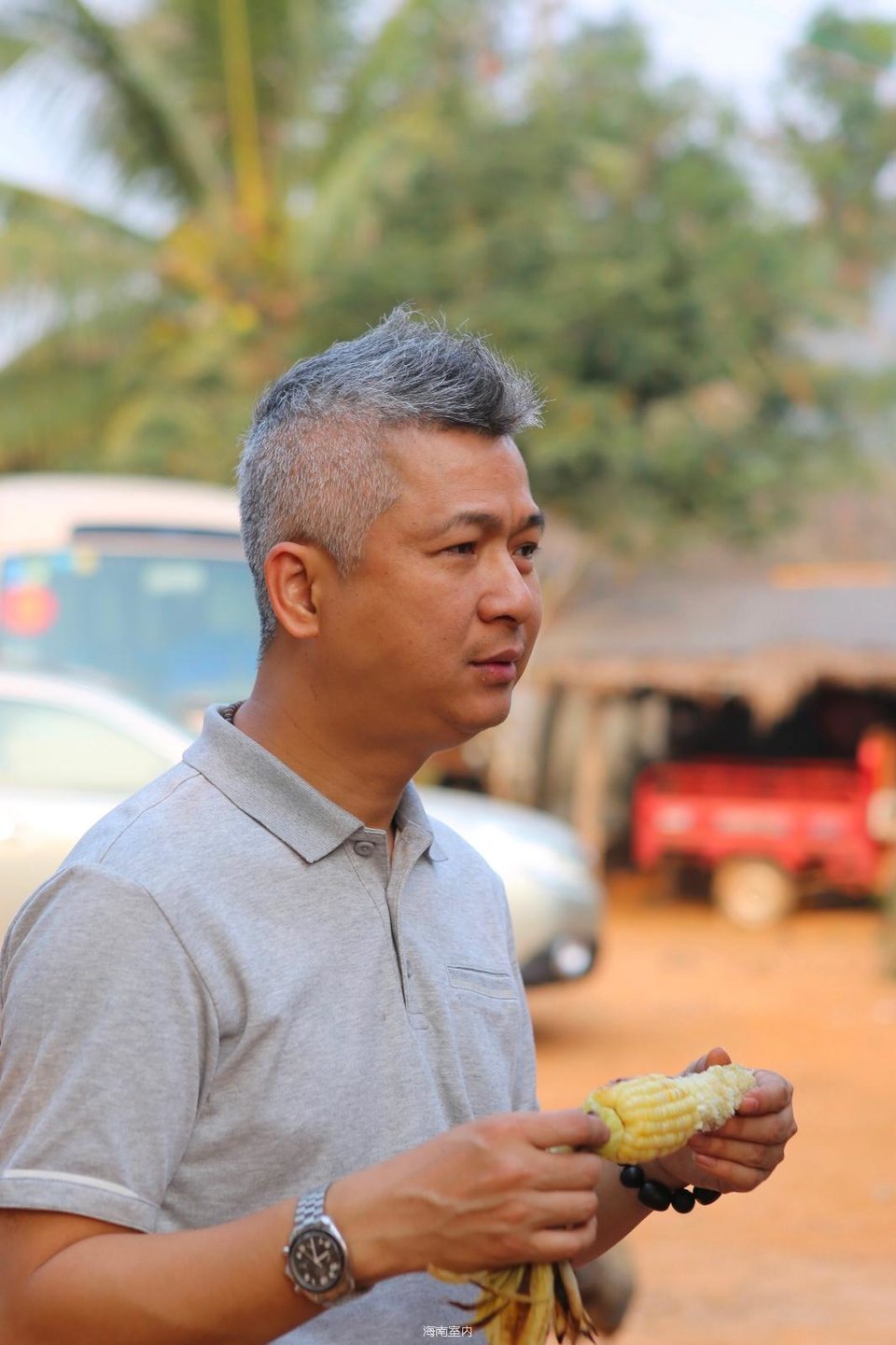 B9B61468-6C5C-4DB9-903A-3C74962D1A45