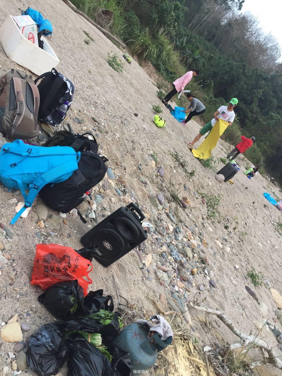 8DE3612E-C882-466C-A903-71D3C6412BE6