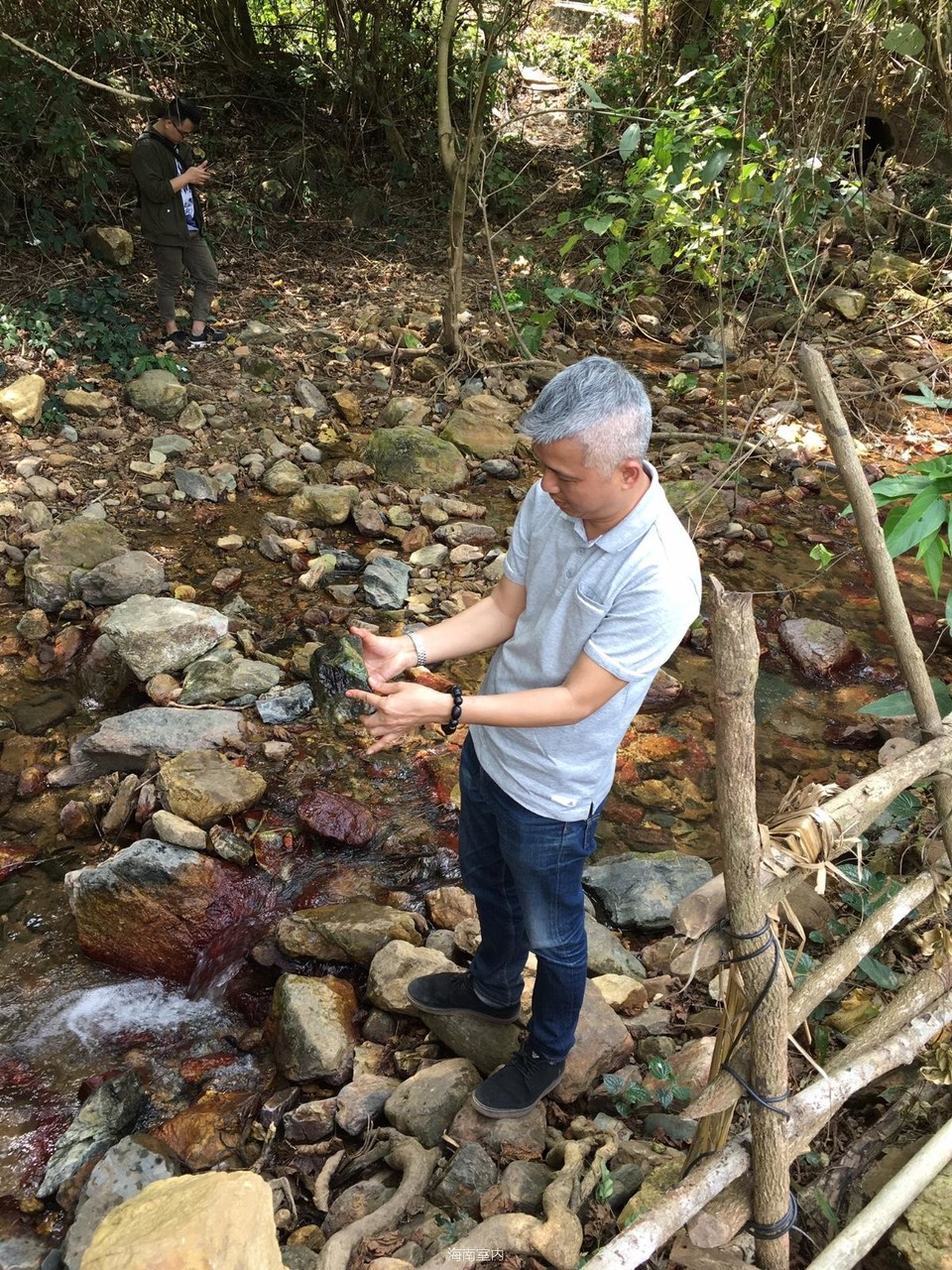 0DF91FA1-606B-4465-890B-5228BF640402