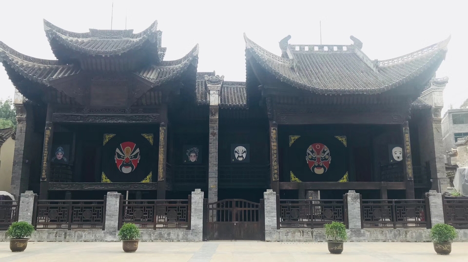 mmexport1527429448085