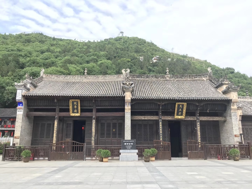 mmexport1527429443798