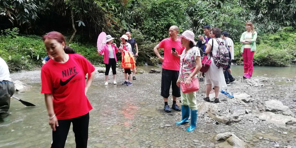 Tuyk-EMKMCu9QCFT7DXbKAZfjCqQeJb6xXvv2SXH0pz7xr68rTsgG2kTndsIoZba