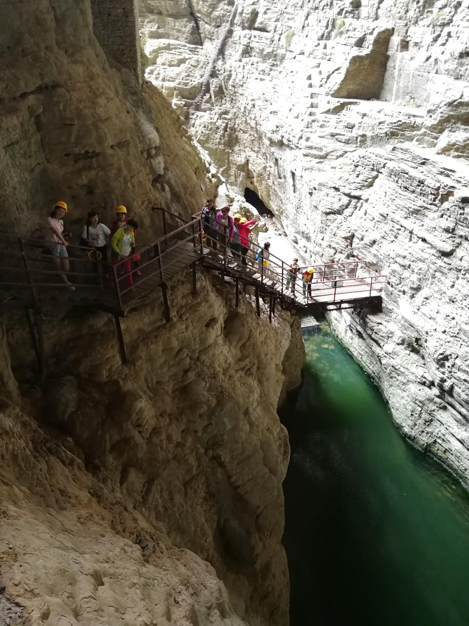 mmexport1529400236932