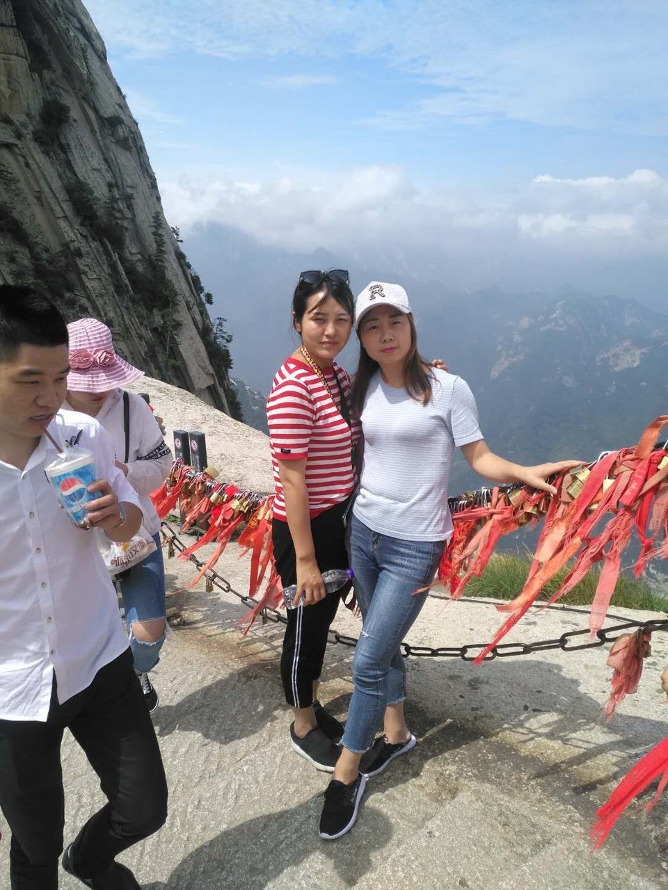 mmexport1529400749250