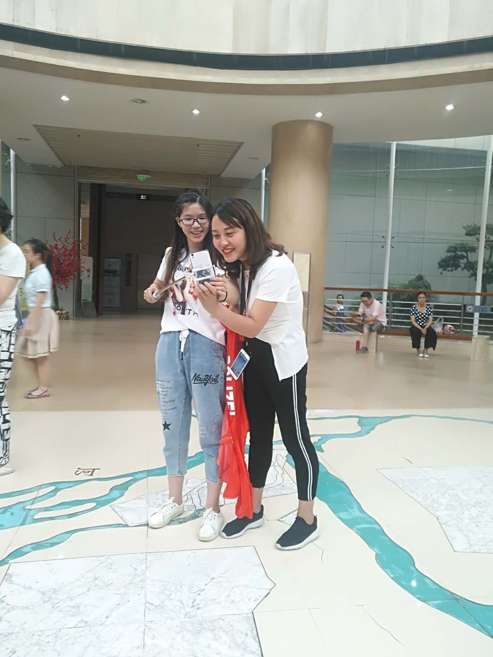 mmexport1529400764632