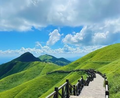 5.15日十堰/襄阳发团-武功山邂逅云海草原-特价699丨游览中国最美高山草甸-看云海-赏星空4日游