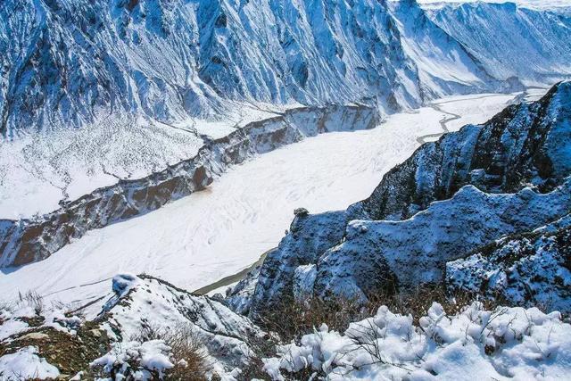 成都出发300km，中国版的黄石公园！亚洲最大冰瀑，最梦幻的震撼