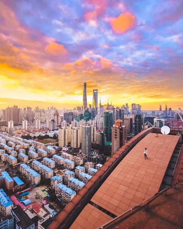 一位外国小伙被中国美景深深吸引，拍出了中华大地最美神韵