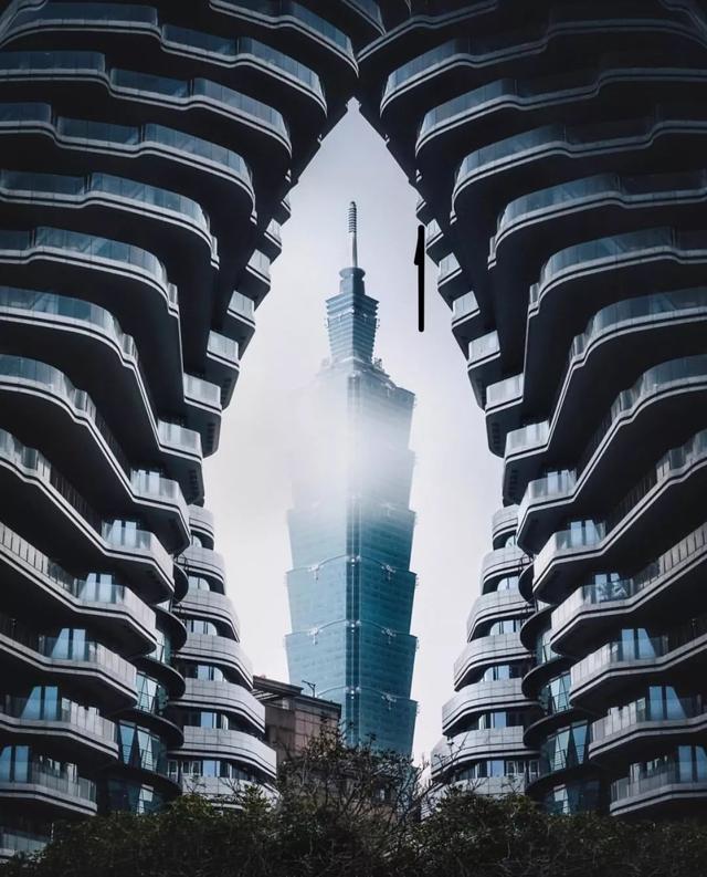 一位外国小伙被中国美景深深吸引，拍出了中华大地最美神韵