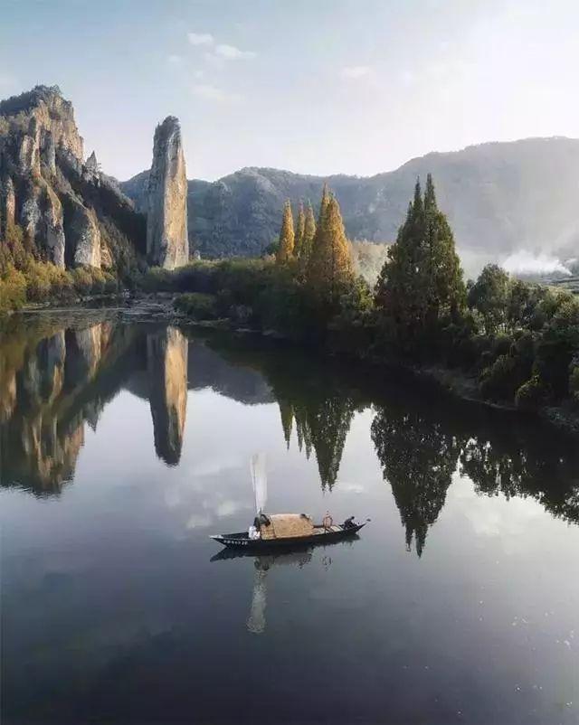 一位外国小伙被中国美景深深吸引，拍出了中华大地最美神韵