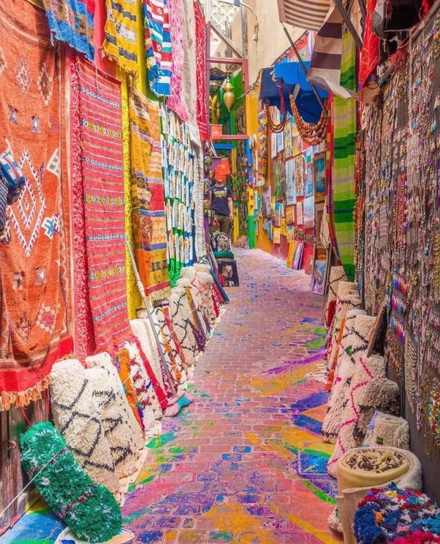 一位外国小伙被中国美景深深吸引，拍出了中华大地最美神韵