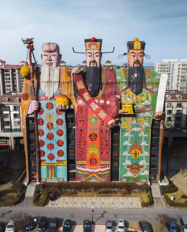 一位外国小伙被中国美景深深吸引，拍出了中华大地最美神韵