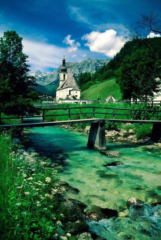 此景只应天上有，但留绝色在人间！